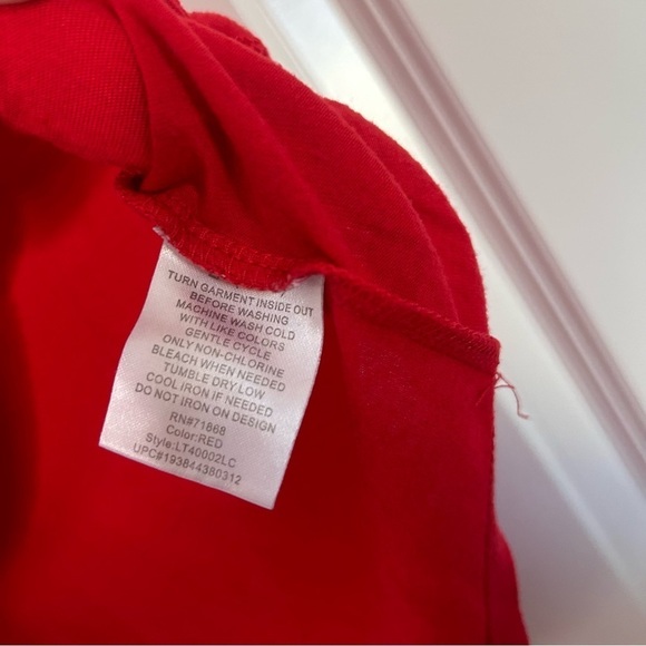 2/$30 Disney Mickey Mouse & Pluto Red Scoop neck Cap Sleeve Womens Tshirt Large - Picture 7 of 10